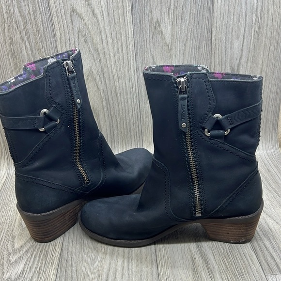 TEVA FOXY MID BLACK BOOTS - Picture 10 of 13